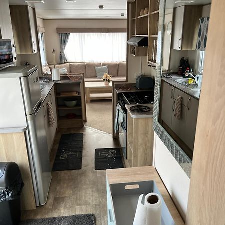 Relaxing Breaks With Hot Tub At Tattershal Lakes 3 Bedroom Tattershall Eksteriør bilde
